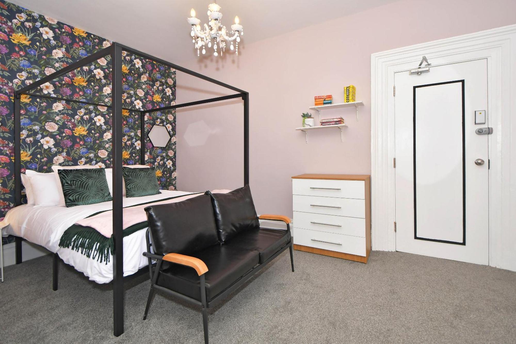 One Battison - Affordable Rooms, Suites & Studios In Stoke On Trent Exterior foto